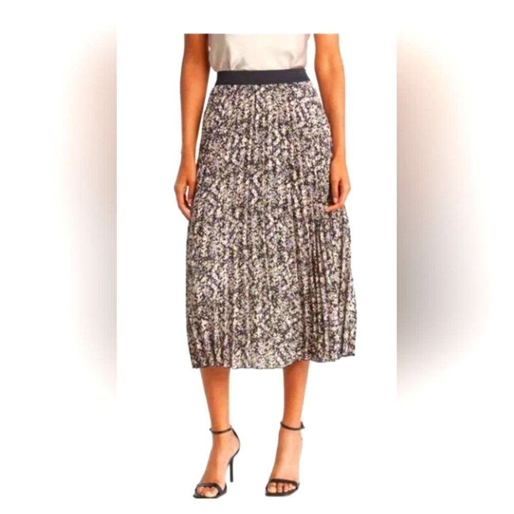 NWOT Vince Camuto Pleated Midi Skirt Size Xl